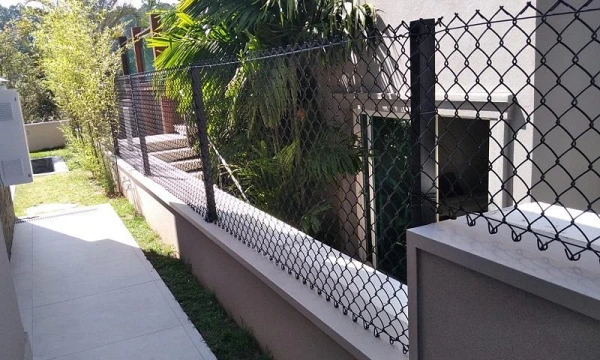 Alambrado revestido com pvc