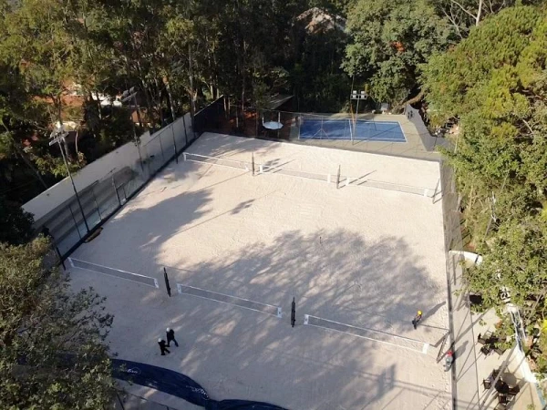 Tela para cercar quadra de futebol